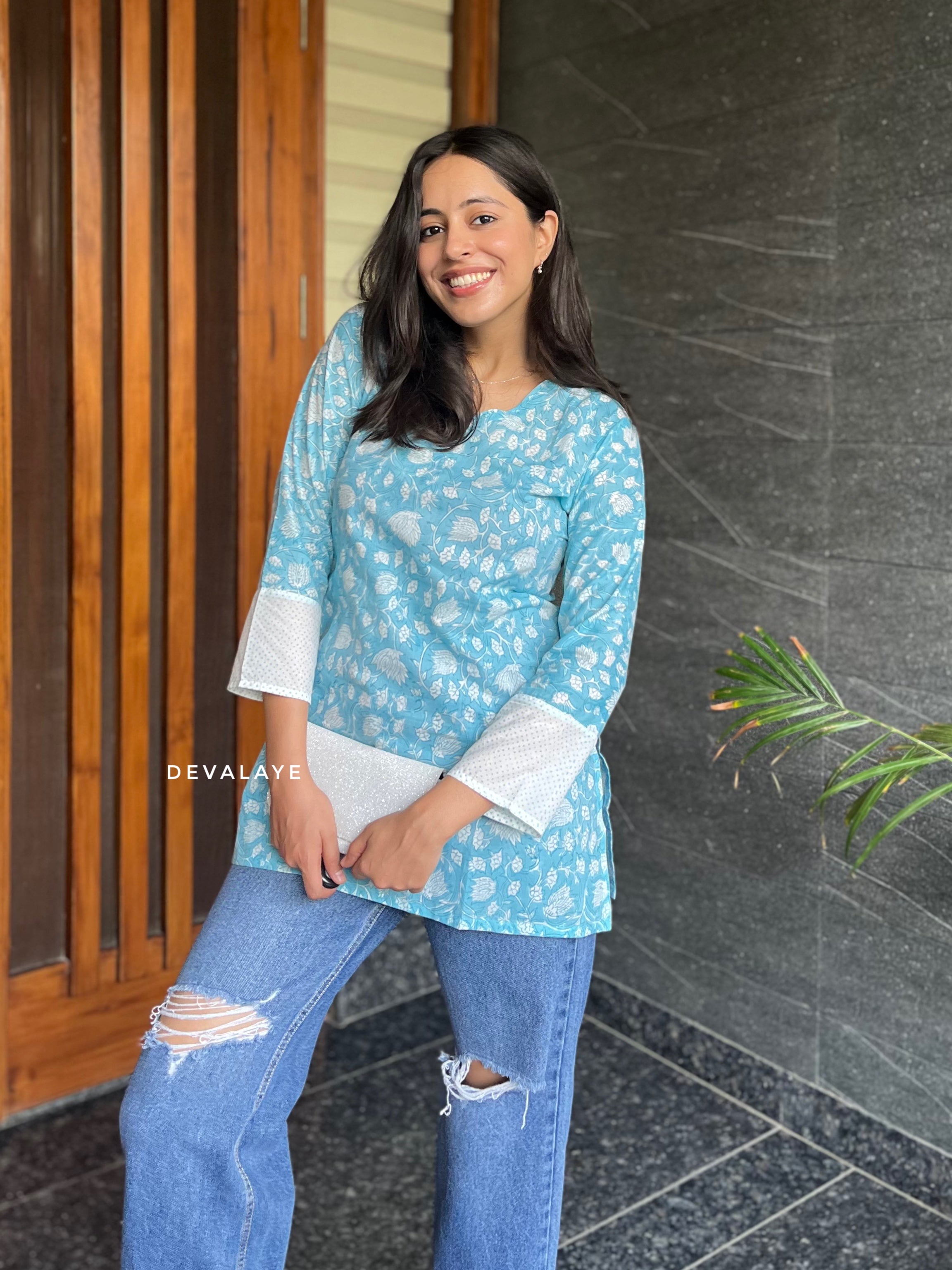 Sara Top Blue