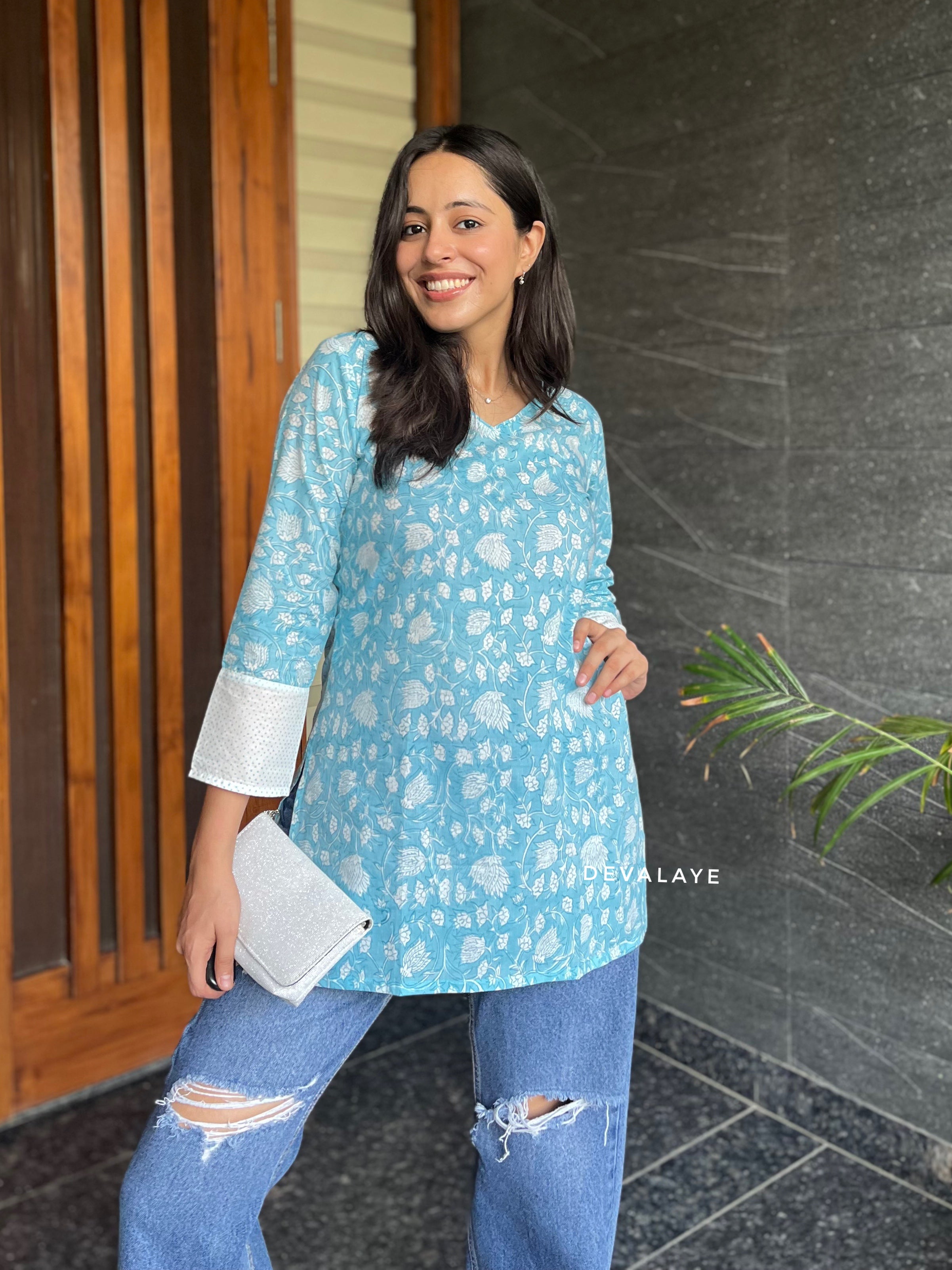 Sara Top Blue