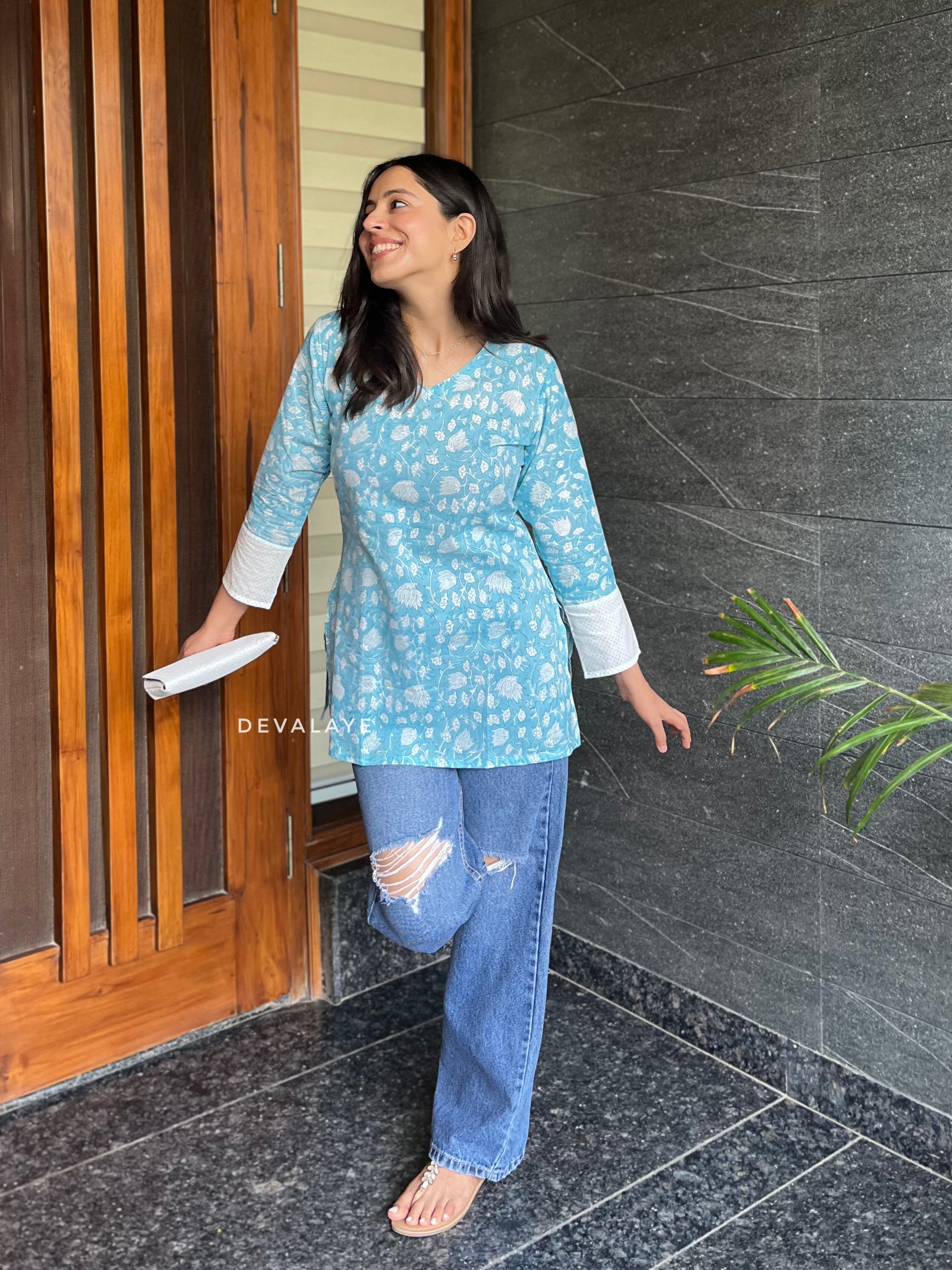 Sara Top Blue