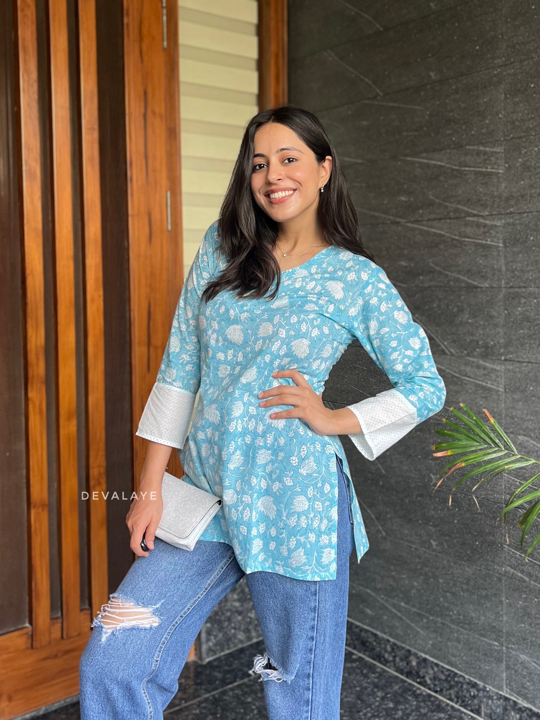 Sara Top Blue