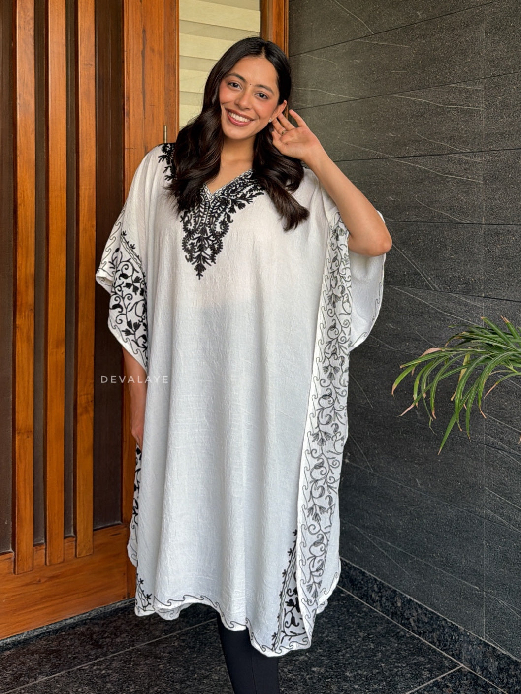 Zoya Kaftaan White