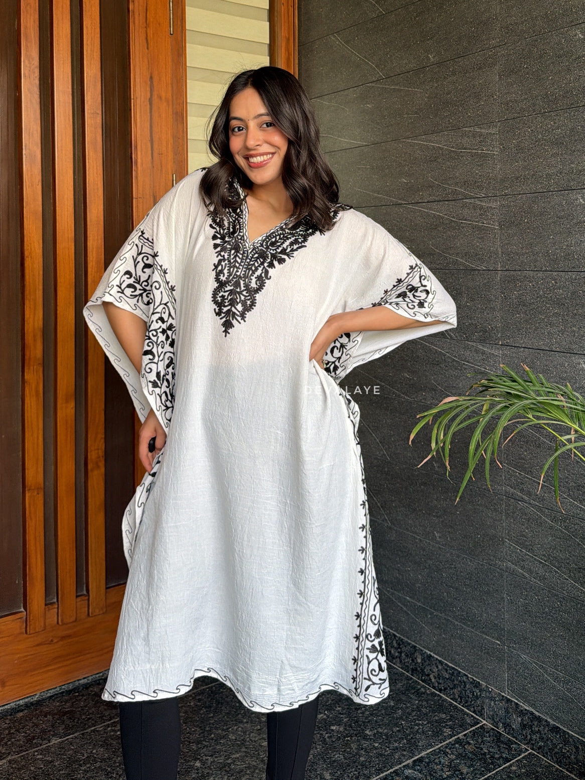 Zoya Kaftaan White