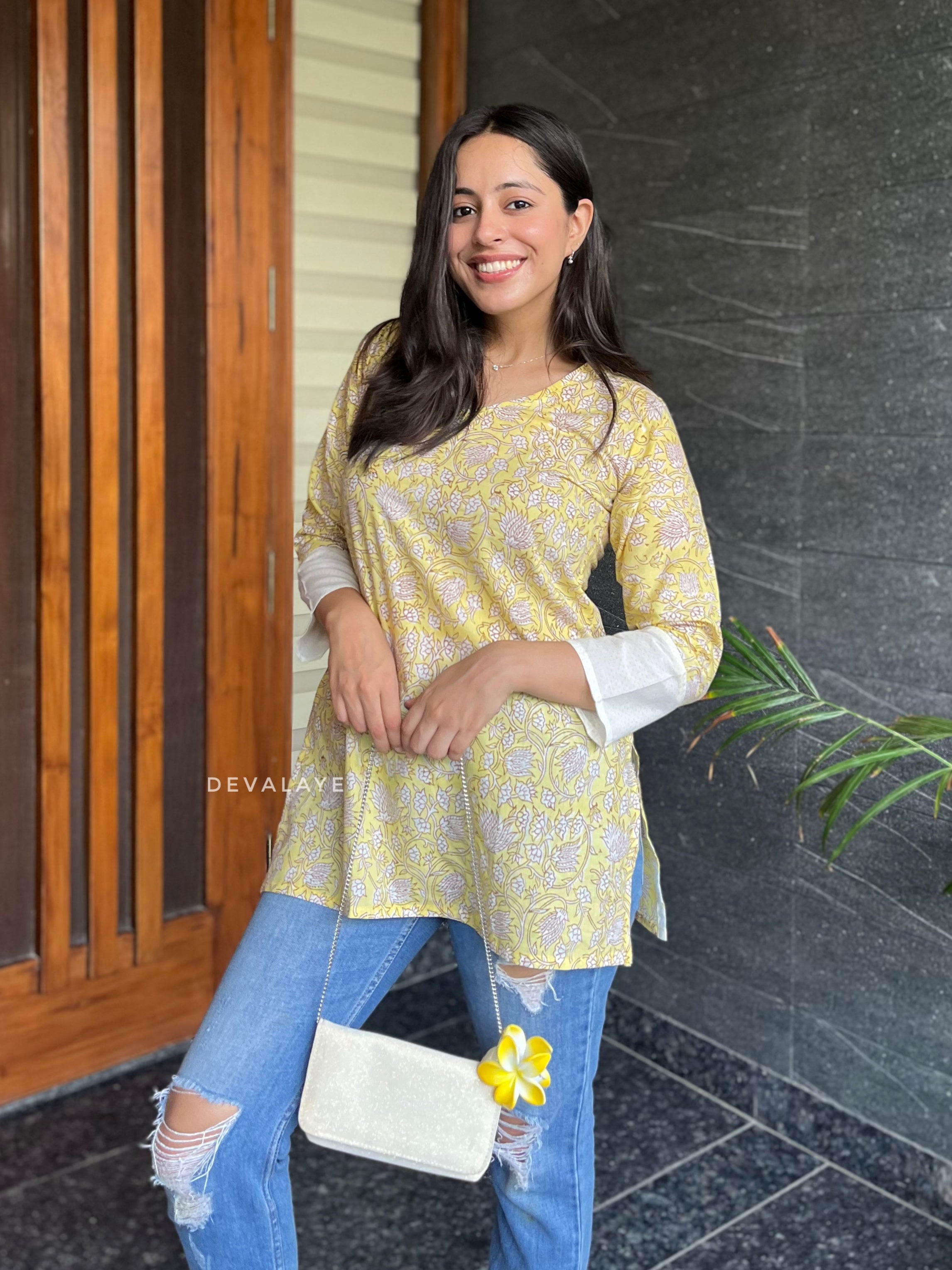 Sara Top Yellow
