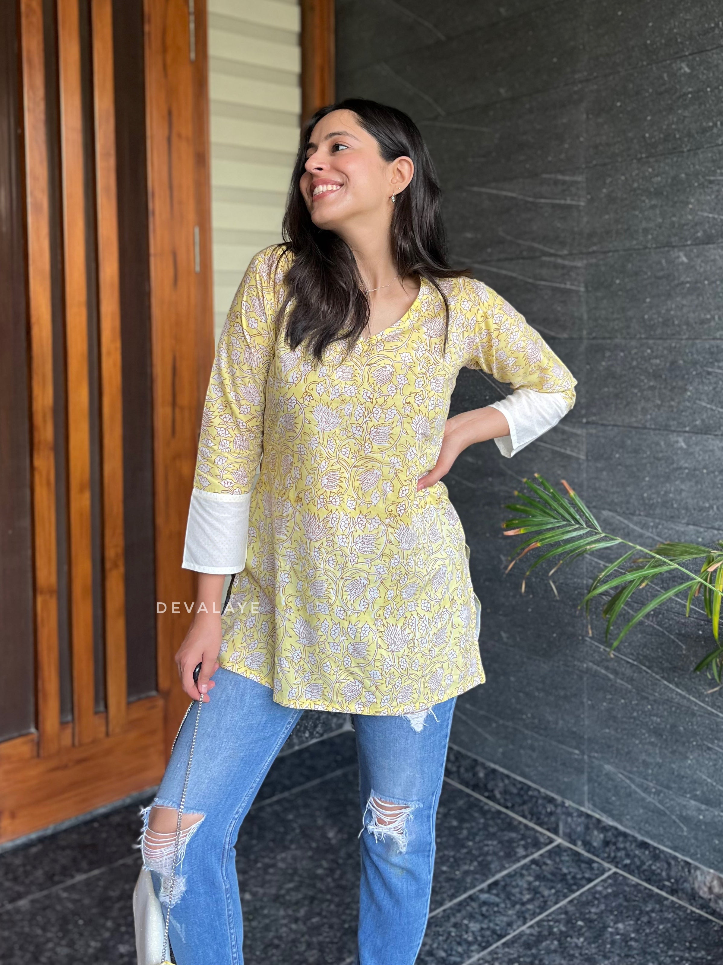 Sara Top Yellow