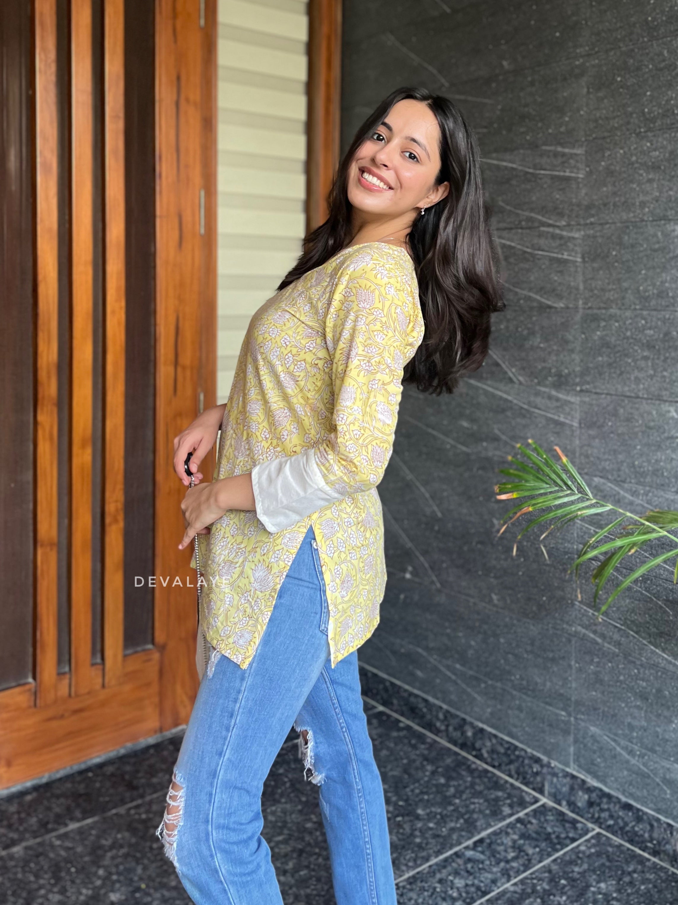 Sara Top Yellow
