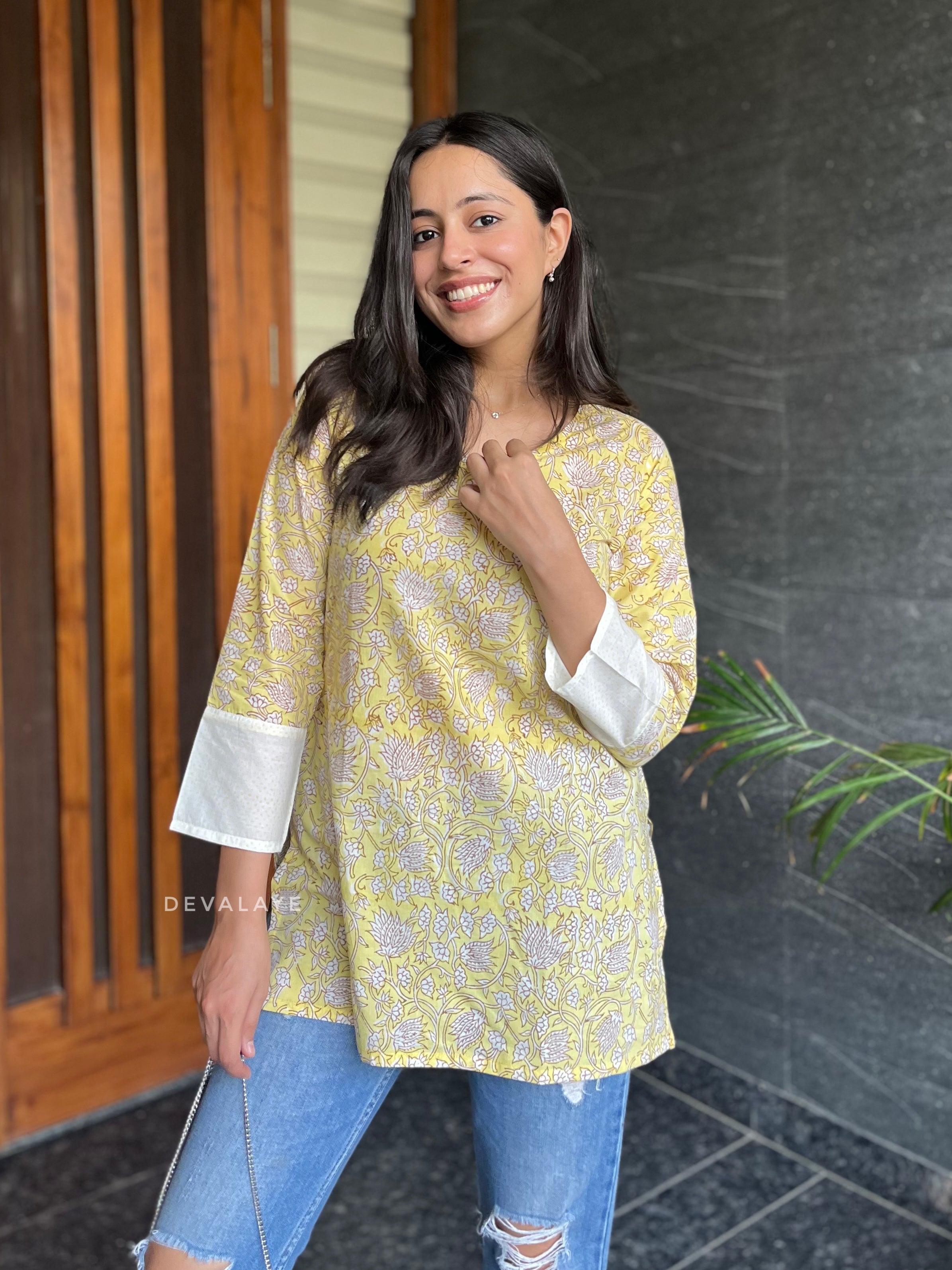Sara Top Yellow