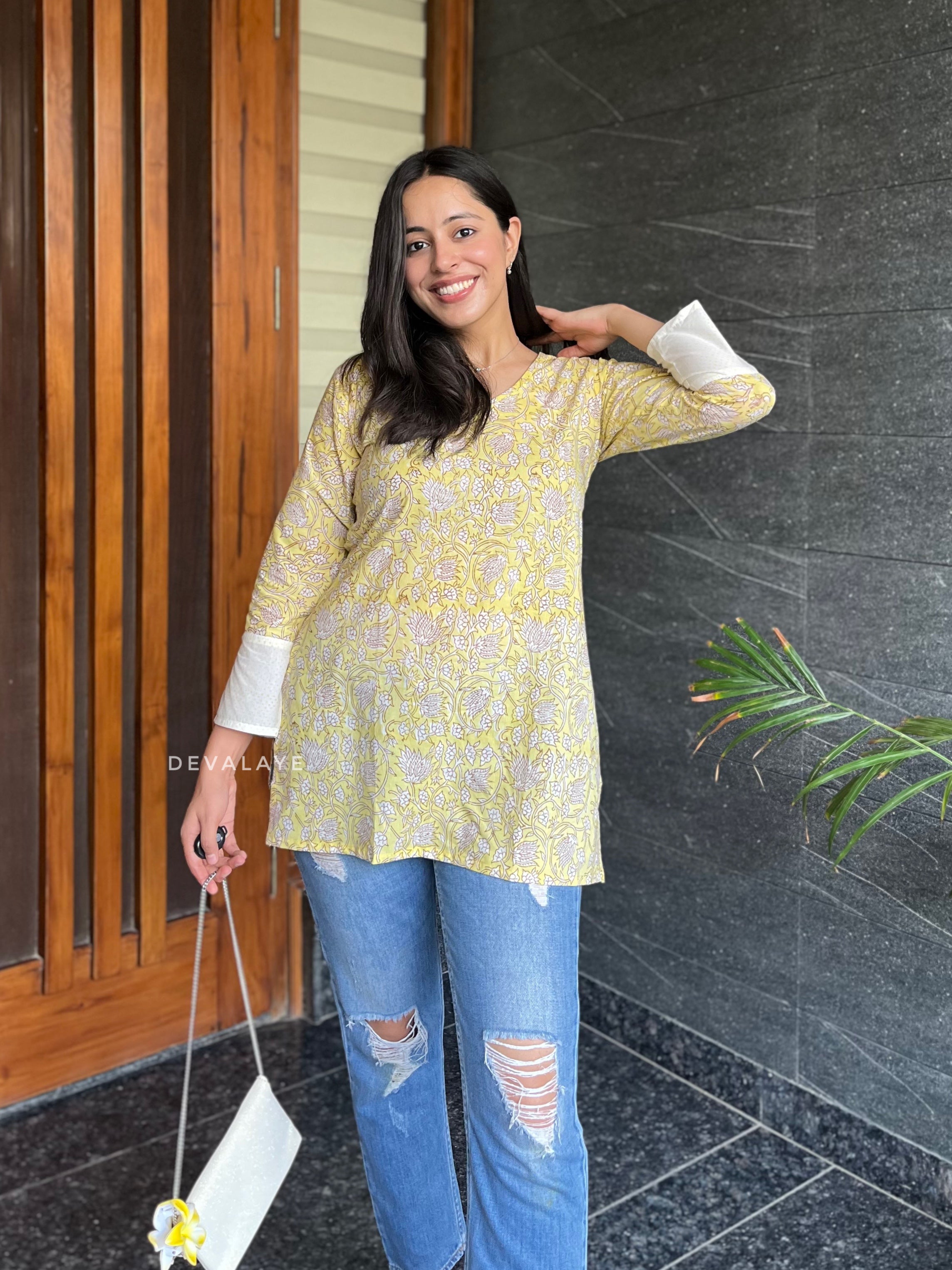 Sara Top Yellow