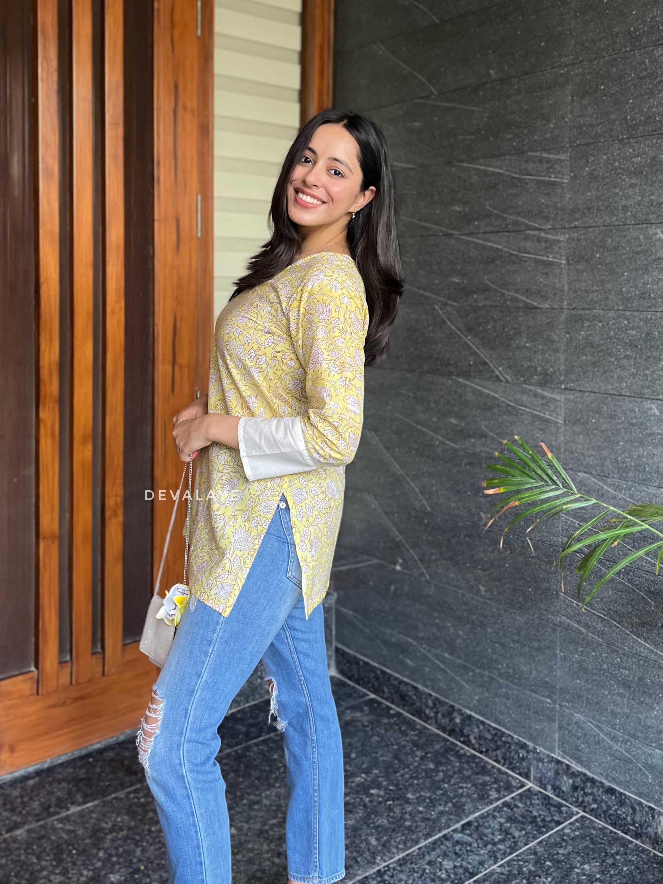Sara Top Yellow