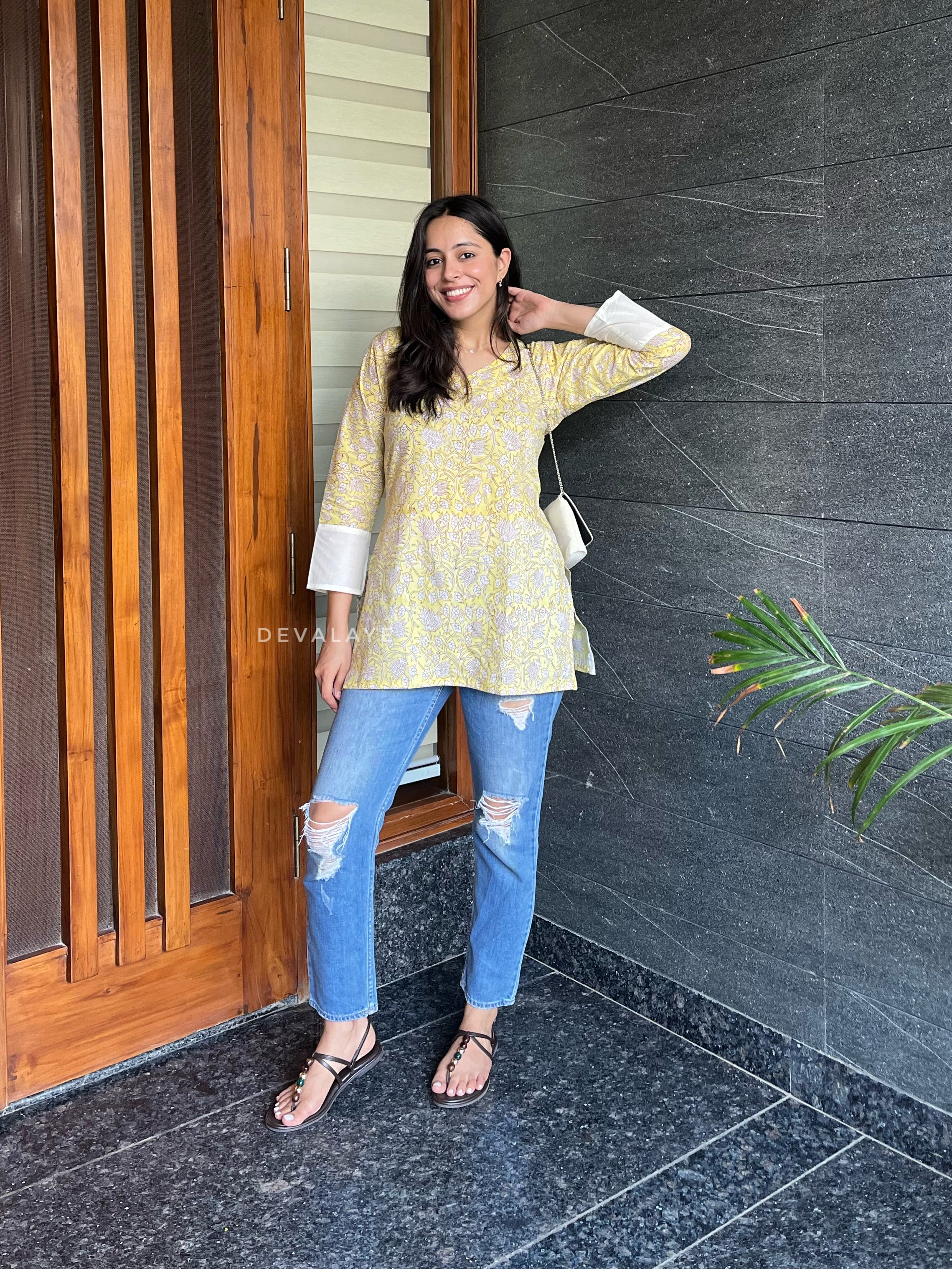 Sara Top Yellow