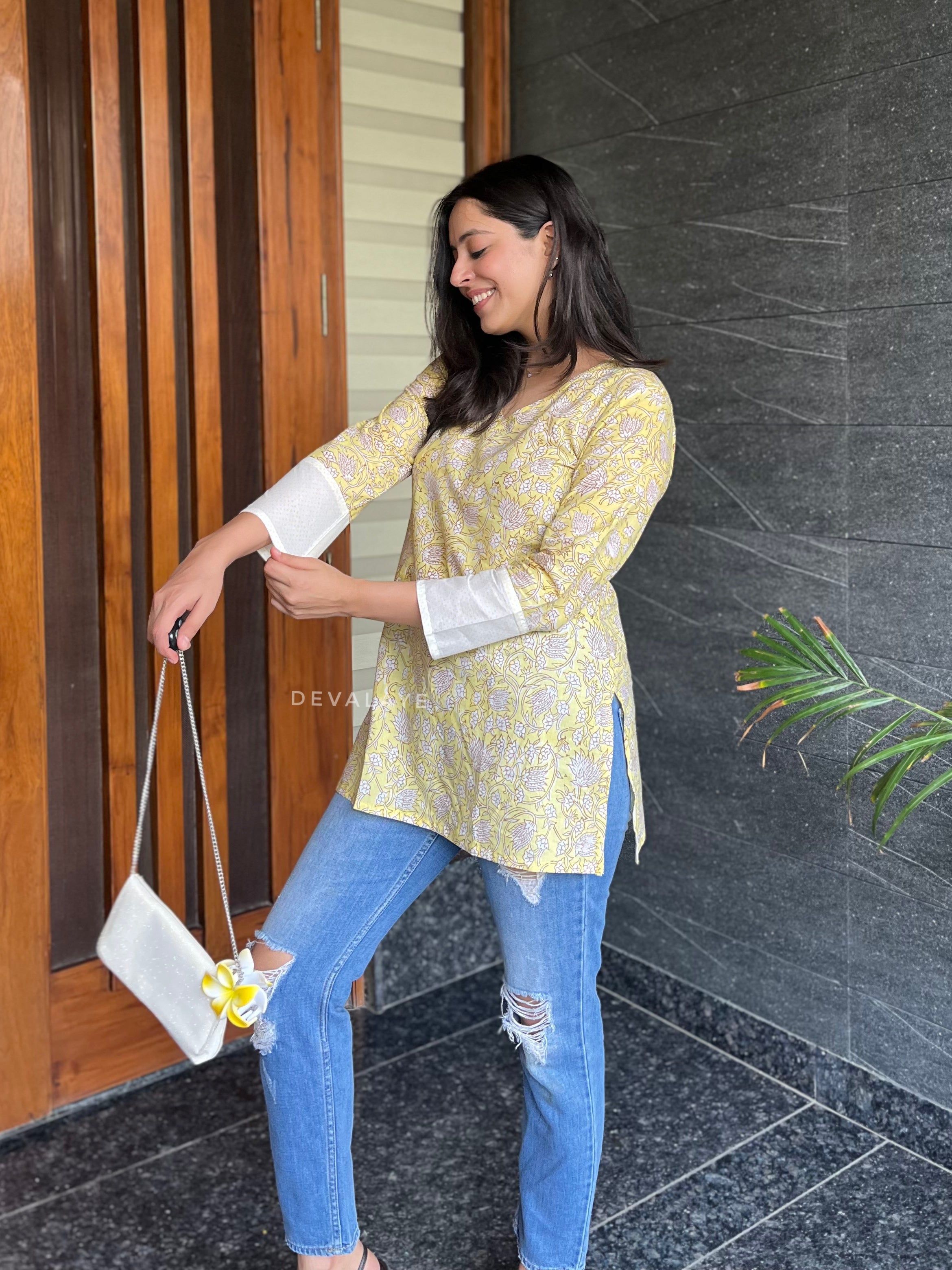 Sara Top Yellow