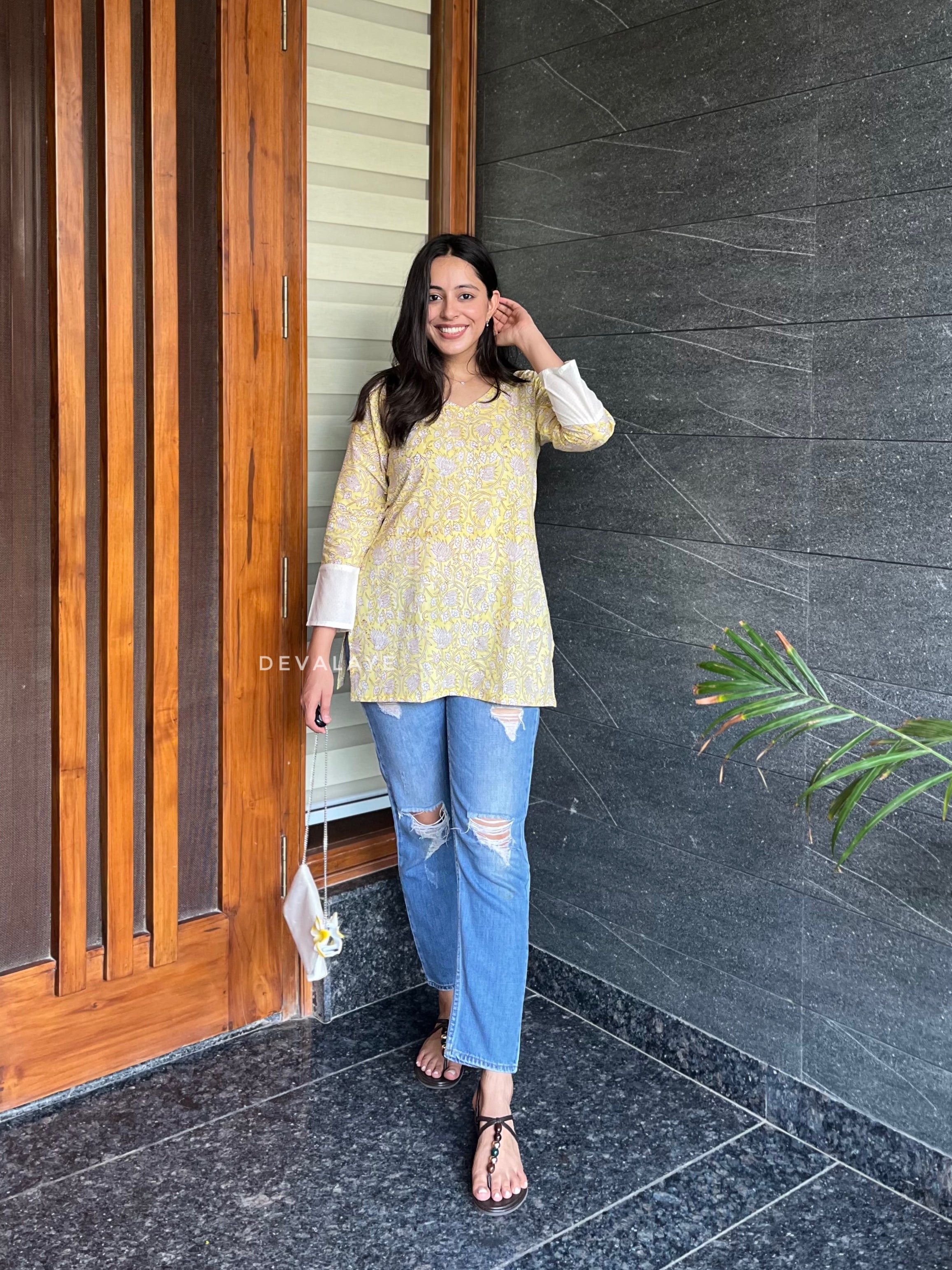Sara Top Yellow
