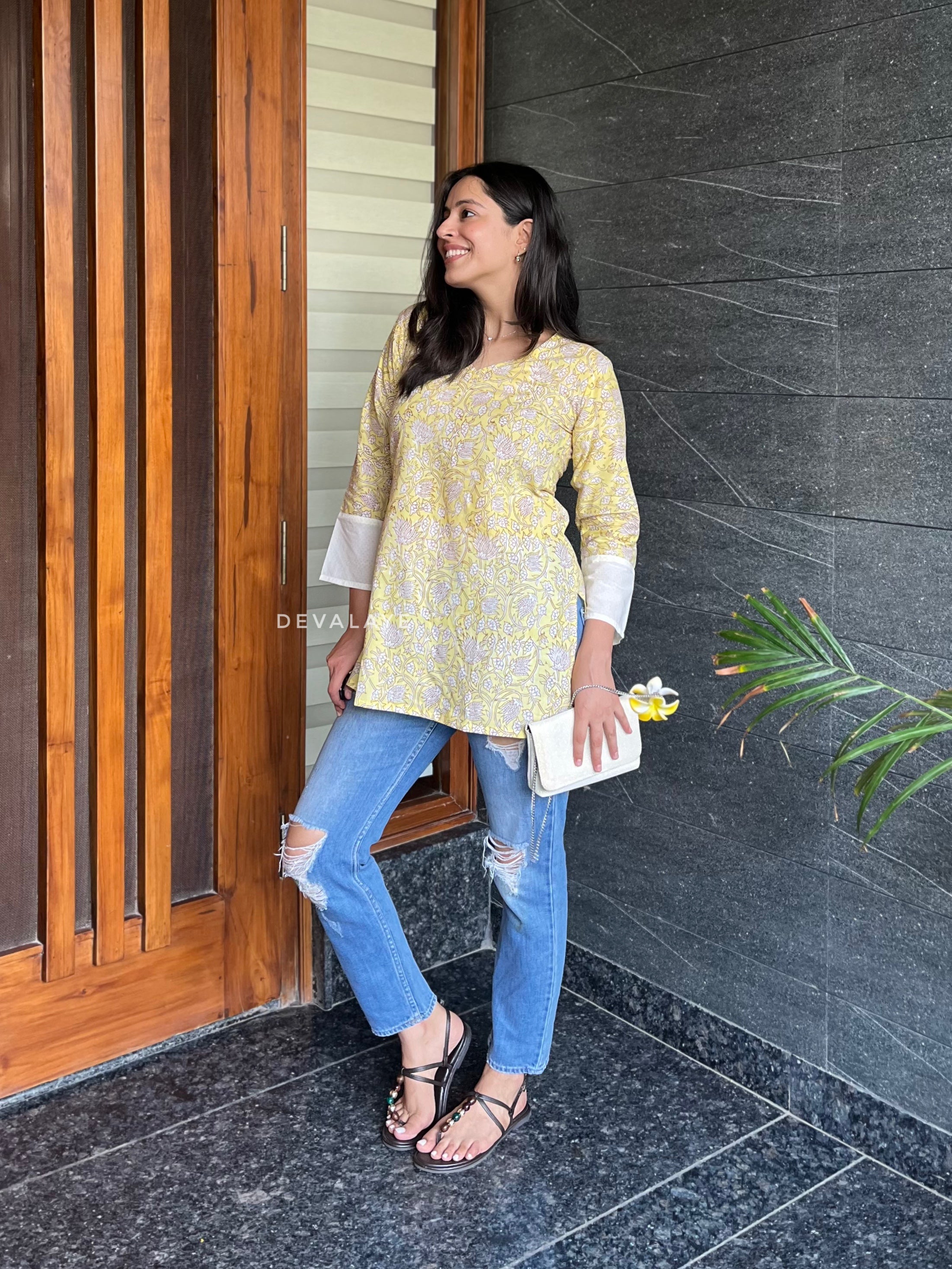 Sara Top Yellow